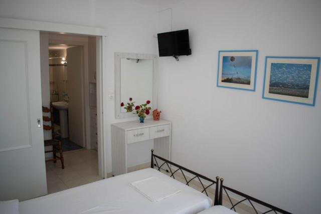 Kouki Maria Rooms Apollonia  Bagian luar foto