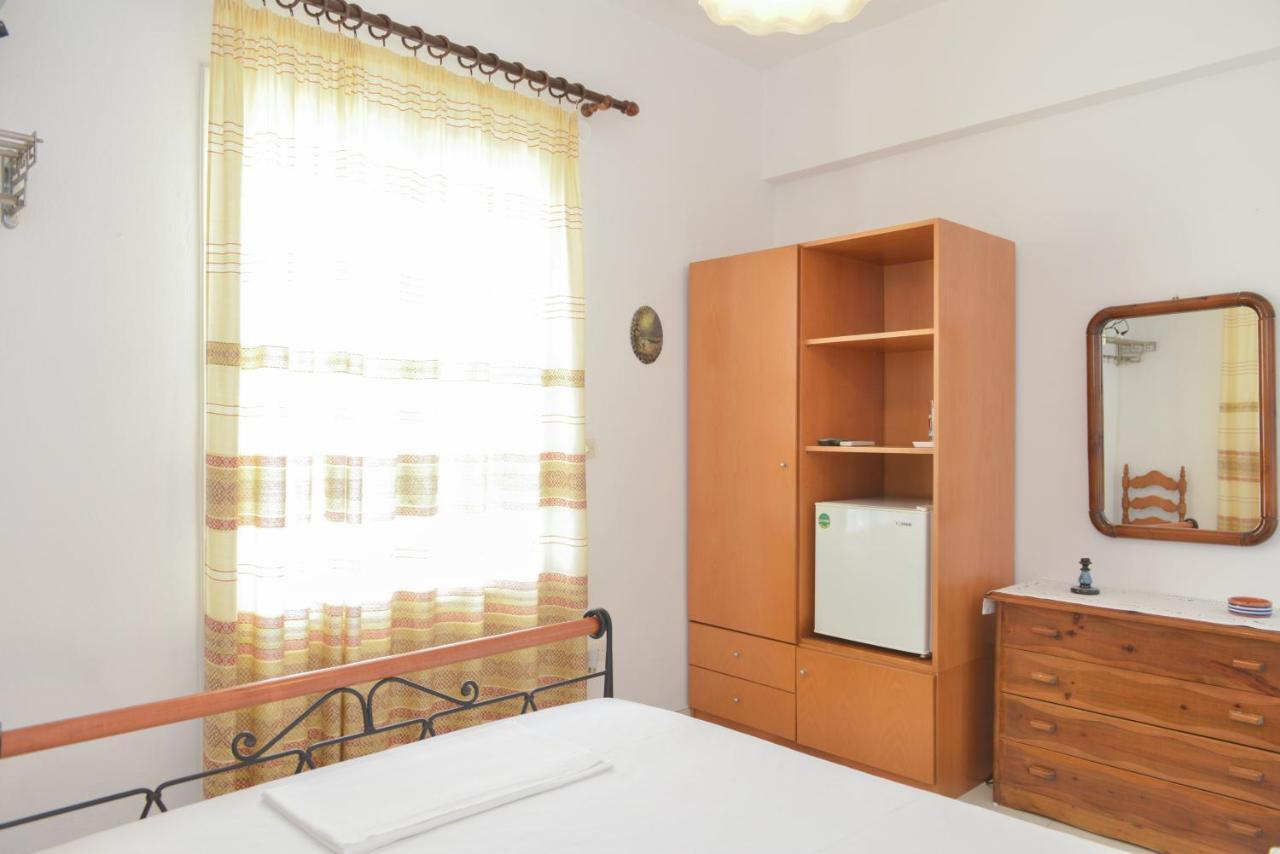 Kouki Maria Rooms Apollonia  Bagian luar foto
